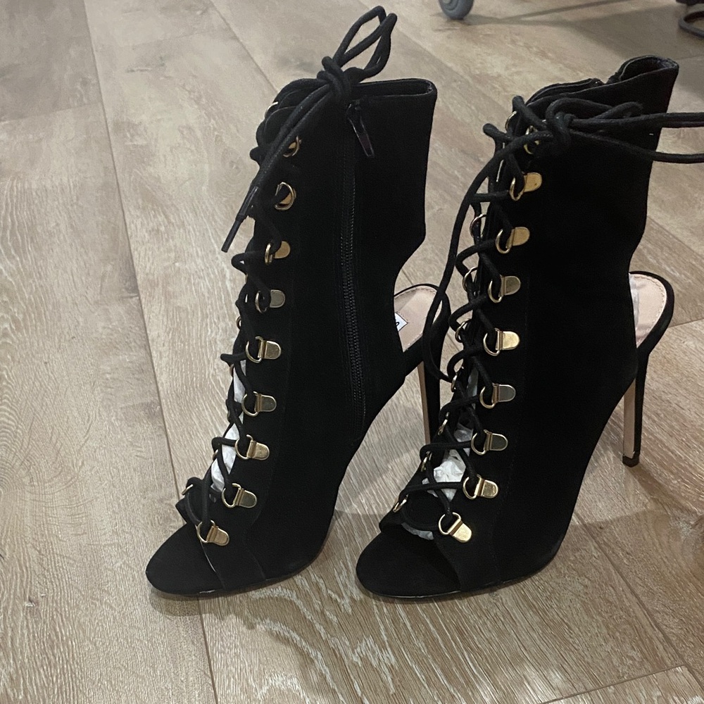 Steve Madden Black and Gold Lace-Up Heeled Boots